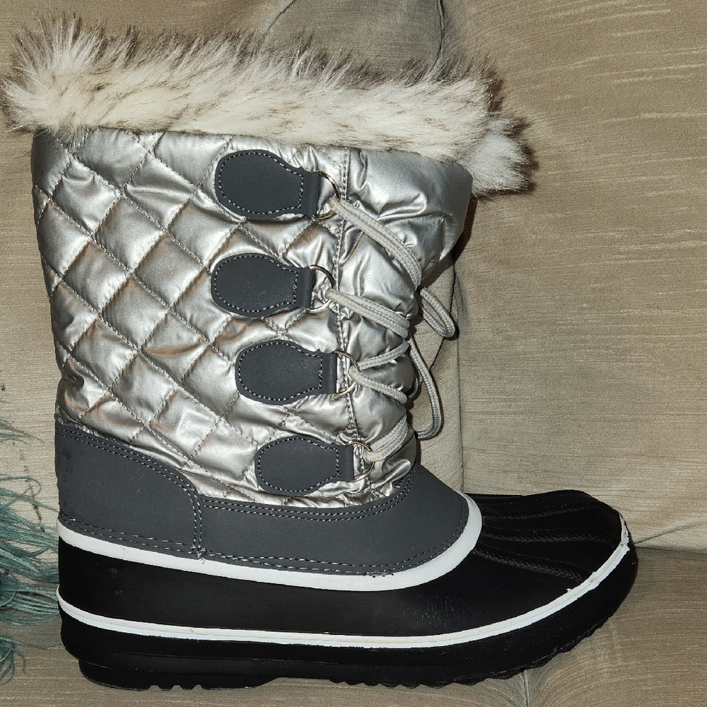Silver and Black Quilted Winter Boots